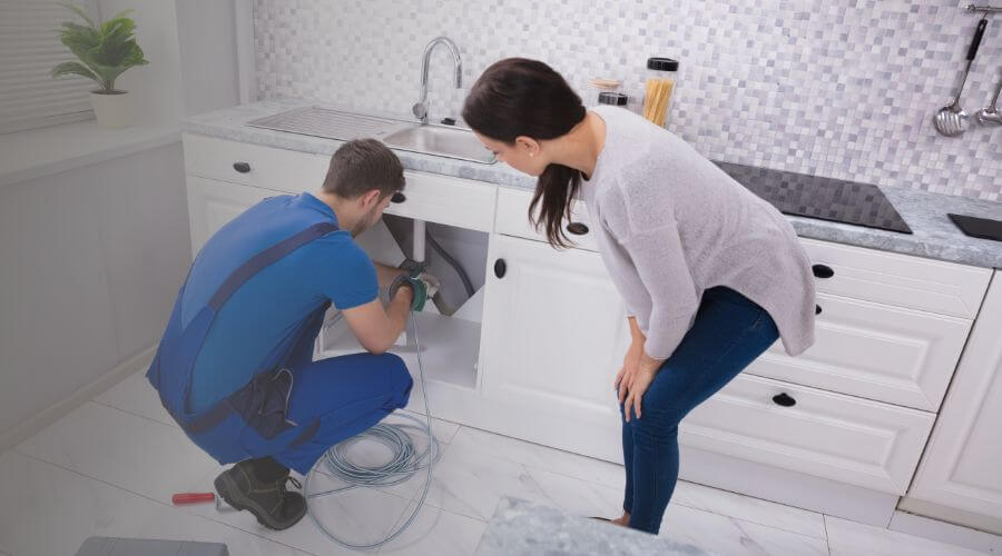 Professional Leak Detection Services in Claremont, IL